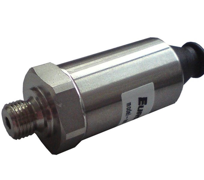 EPT31CN Pressure Transducer with CAN Signal